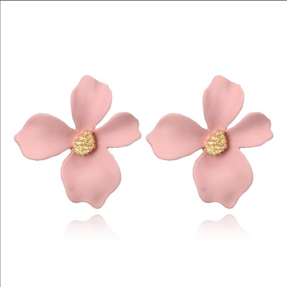 BOHO stud flower earrings!! - Picture 2 of 2